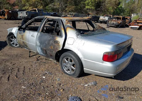 2002 Cadillac Seville Sls z USA, uszkodzony, nr VIN 1G6KS54Y22U116380